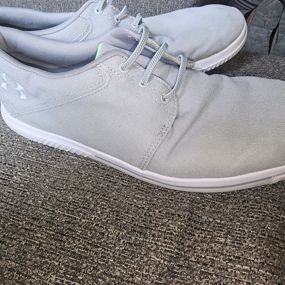 Under Armour Men's Gray Casual Shoes